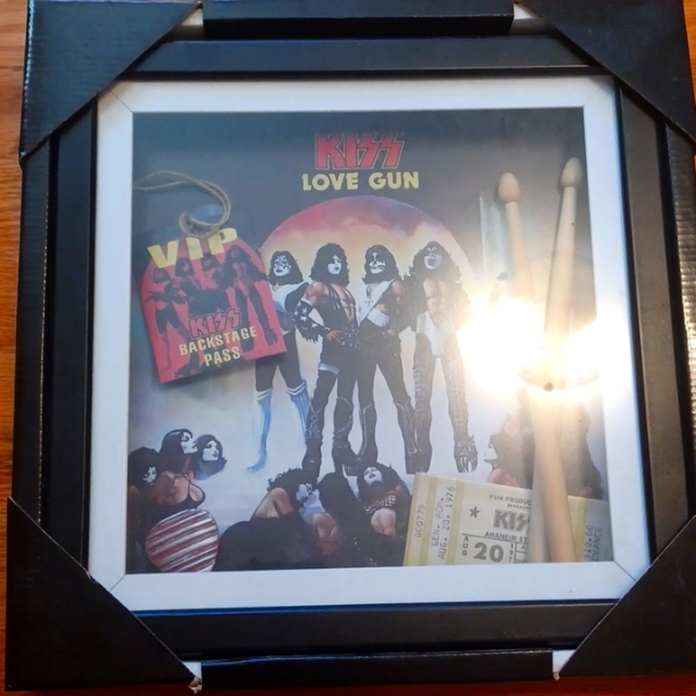 Kiss Love Band Drumstick and Ticket Frame (2006)